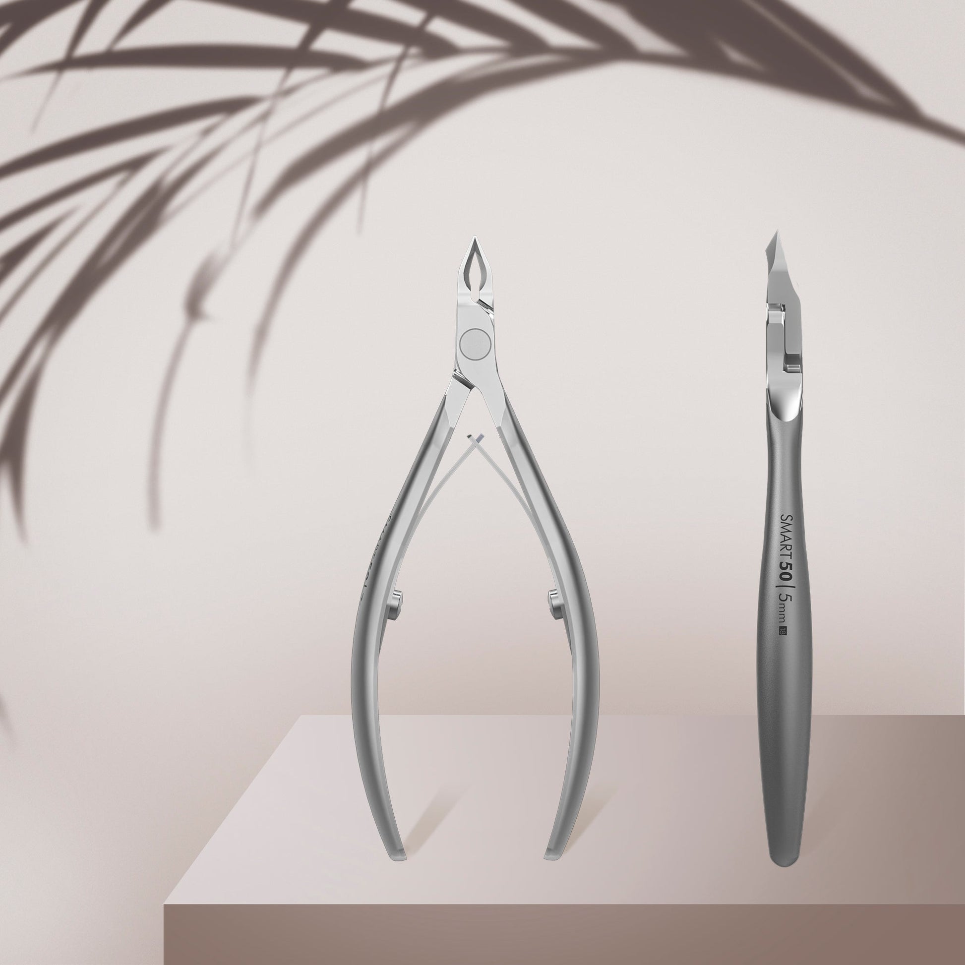 Pinces à cuticules professionnelles SMART 50 5 mm