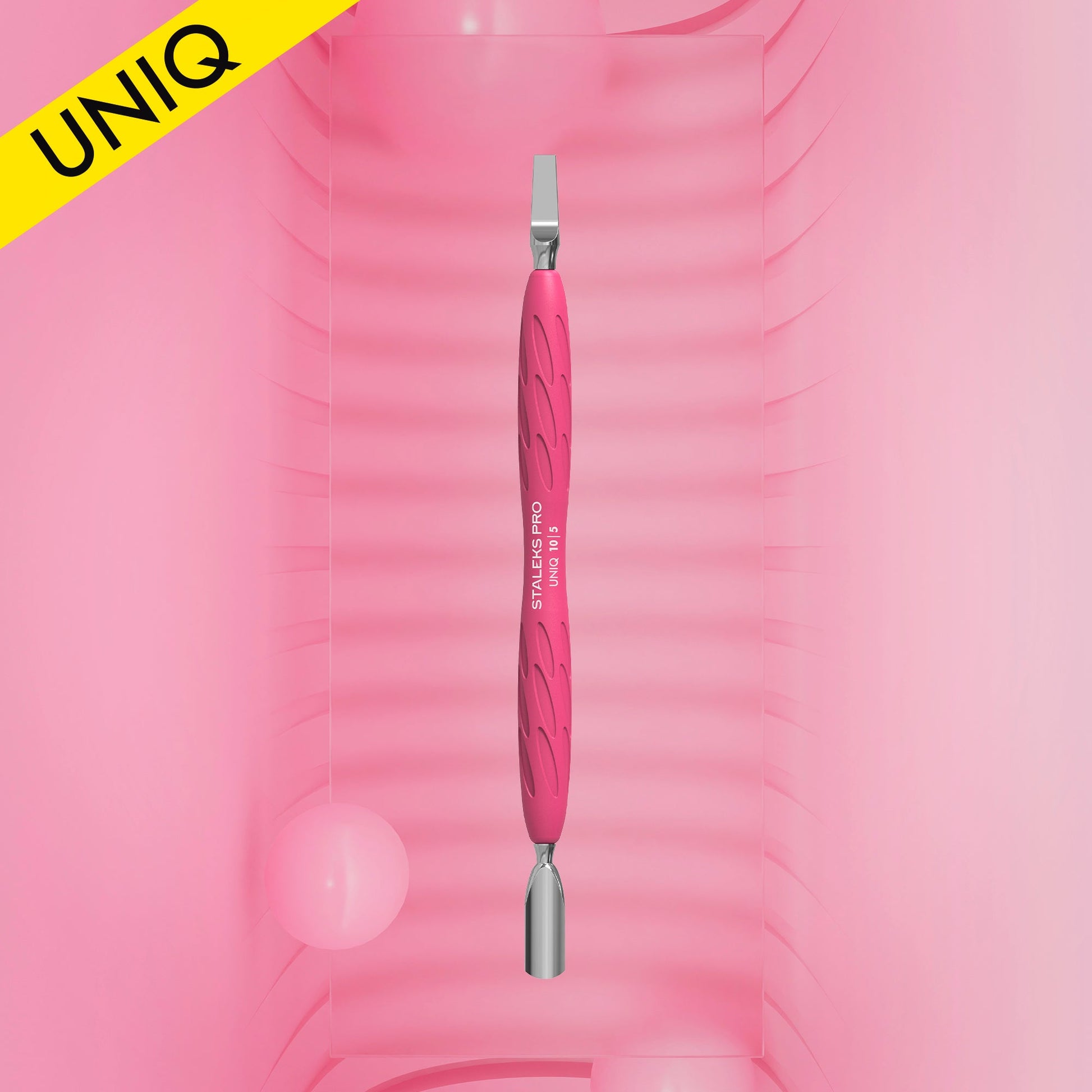 Poussoir à manucure Gummy avec manche en silicone UNIQ 10 TYPE 5 (poussoir étroit arrondi et lame droite)