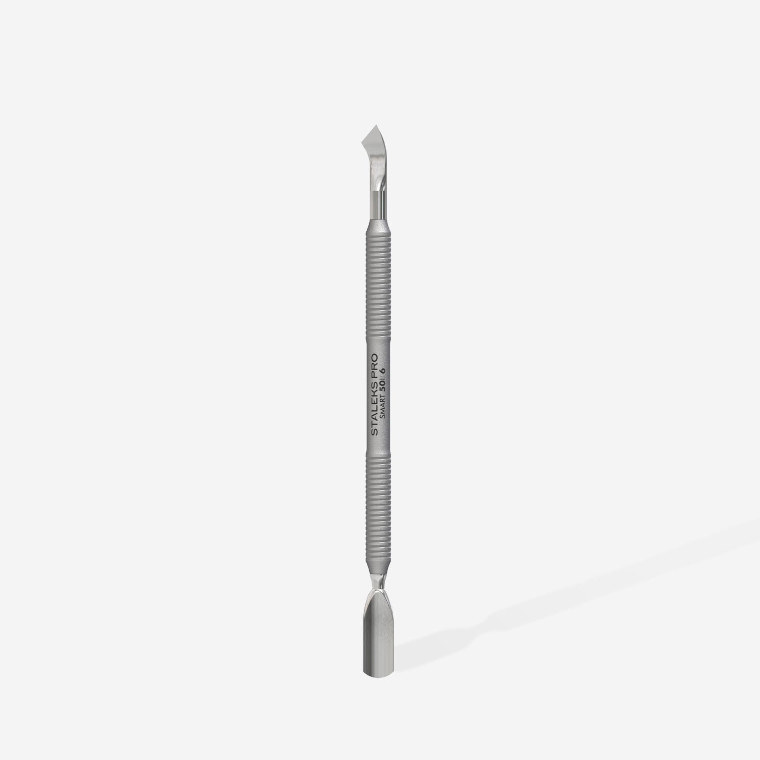 Repousse-manucure SMART 50 TYPE 6 (repousse-manucure étroit arrondi et lame courbée)