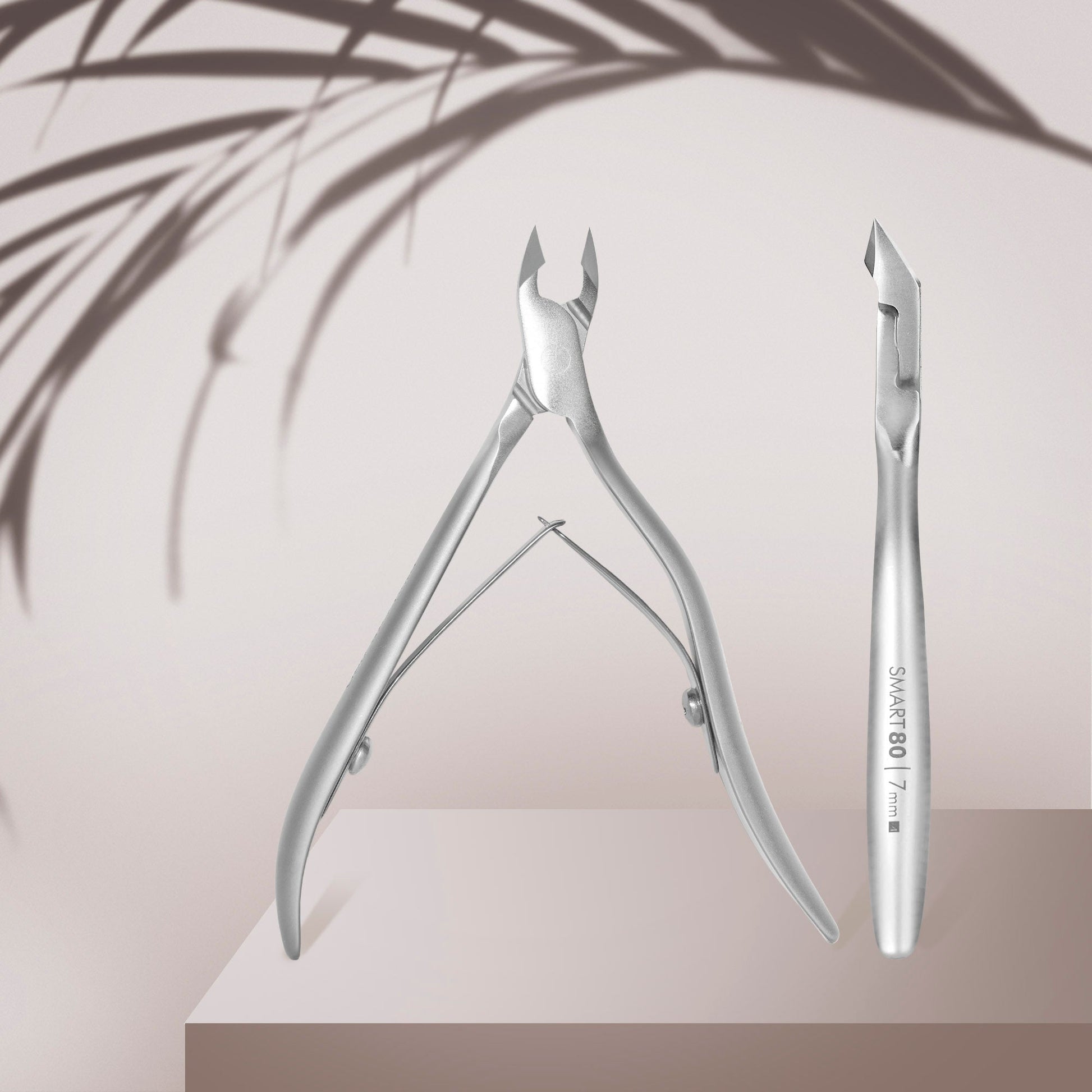 Pinces professionnelles pour cuticules SMART 80 7 mm