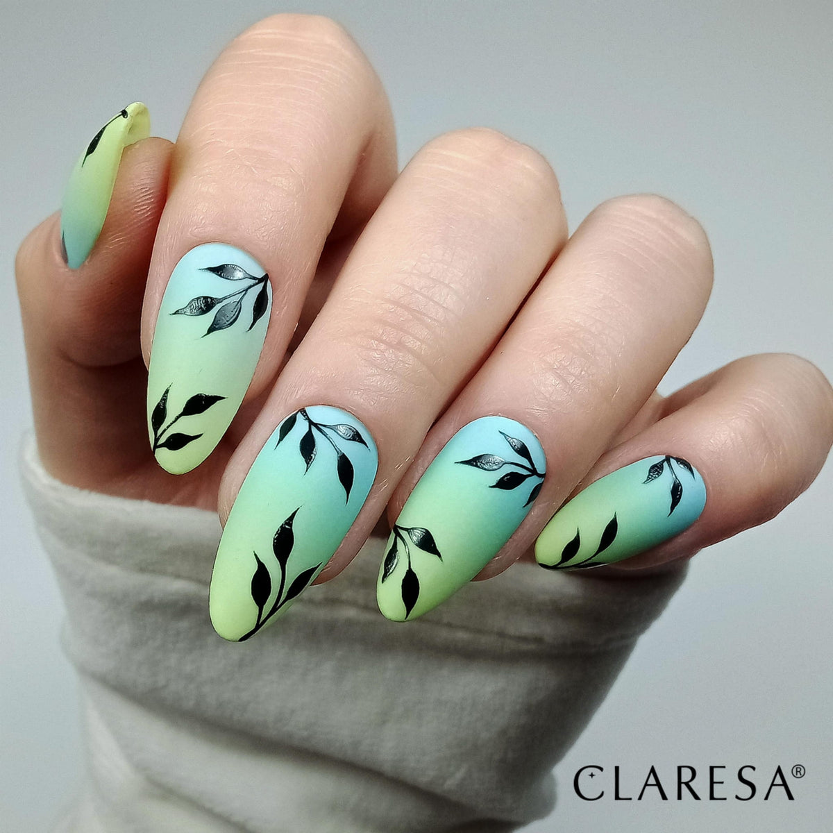 CLARESA Vernis à ongles hybride MINT 4 -5g
