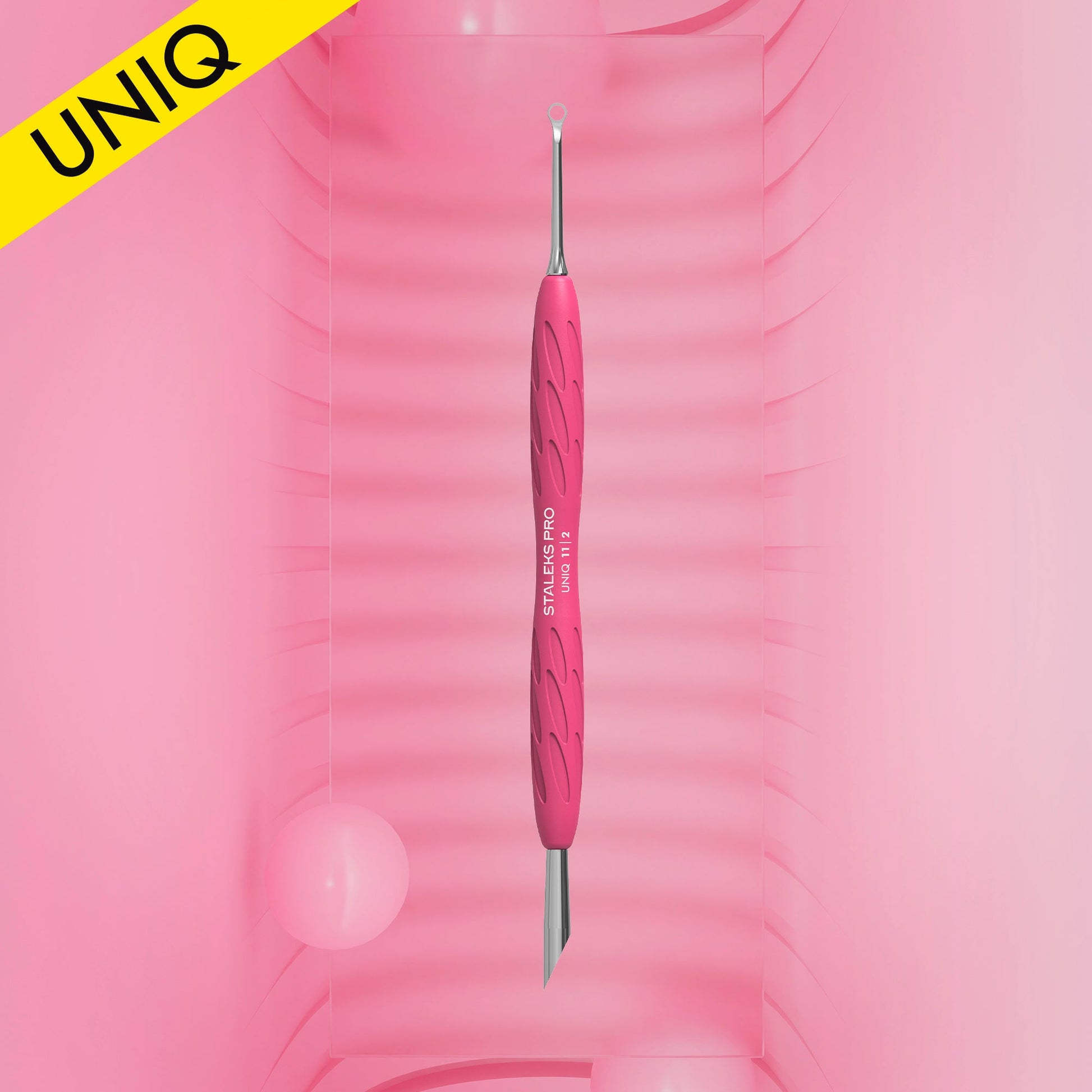 Poussoir à manucure Gummy avec manche en silicone UNIQ 11 TYPE 2 (poussoir biseauté et à boucle)